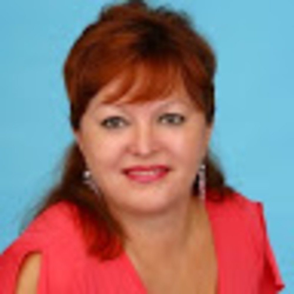 Meet your Posher, Valentina
